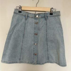 H&M button-down denim skirt. Never been worn!